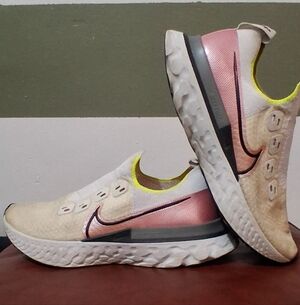 Nike Infinity React Running Sneakers